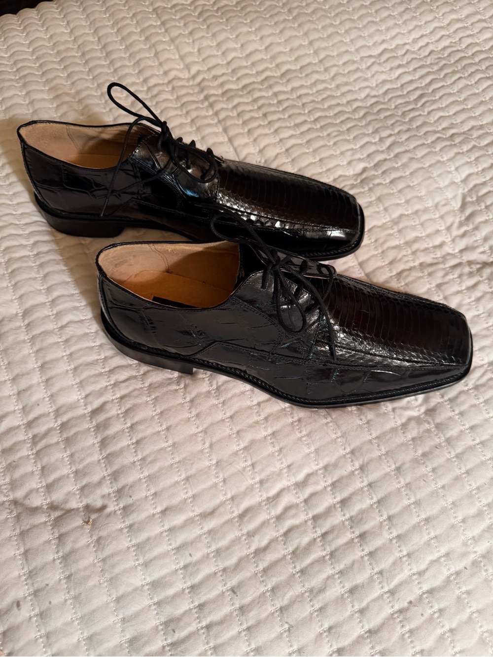 Stacy Adams Black Croc-Embossed Lace-Up Oxfords Genuine leather and snake
